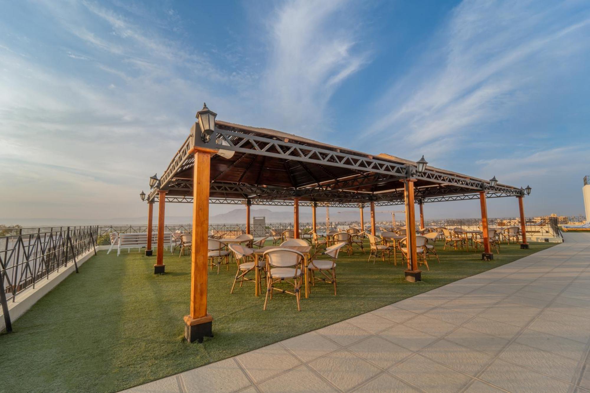 The Temple Hotel & Spa Луксор Екстериор снимка